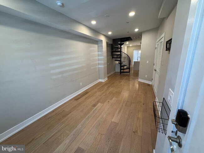 1325 N Marston St in Philadelphia, PA - Building Photo - Building Photo