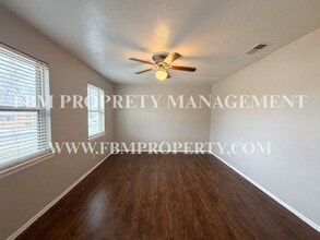 304 Clary Dr in Mesquite, TX - Building Photo - Building Photo