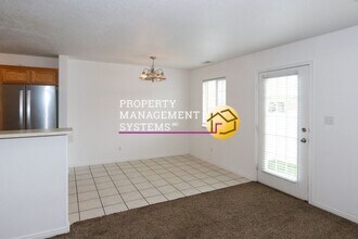 10505 Sage Flats Way in South Jordan, UT - Building Photo - Building Photo