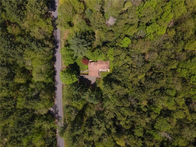 property at 932 Starlight Rd