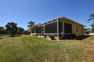 4435 Winding Oaks Cir in Mulberry, FL - Building Photo - Building Photo