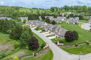 The Hunt Club Villas in Greensburg, PA - Foto de edificio - Building Photo