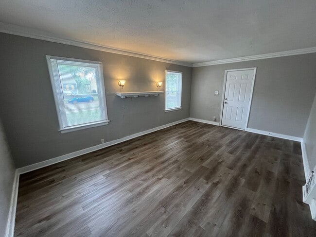 property at 6126 S Benton Ave