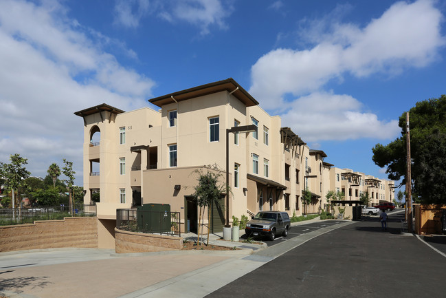 North Santa Fe Apartments