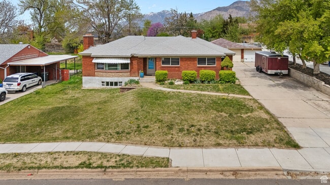 1350 36th St, Unit 1350 36th Street
