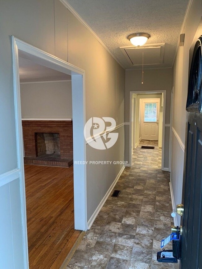 1575 Main St in Wellford, SC - Building Photo - Building Photo