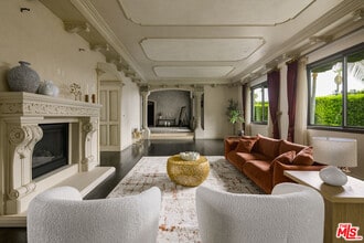 4705 Los Feliz Blvd in Los Angeles, CA - Building Photo - Building Photo