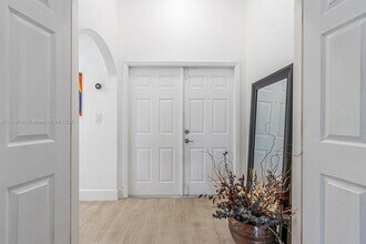 12101 SW 135th Terrace in Miami, FL - Building Photo - Building Photo