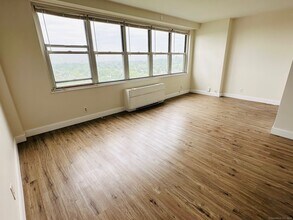 2625 Park Ave in Bridgeport, CT - Building Photo - Building Photo