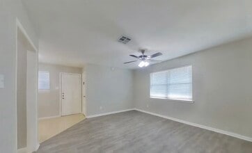 11056 Spottswood Dr in Houston, TX - Building Photo - Building Photo