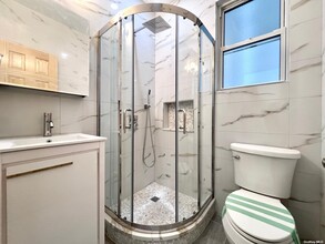 25-36 37th St in Queens, NY - Building Photo - Building Photo
