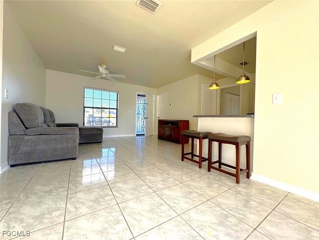 242 Seminole Blvd NW