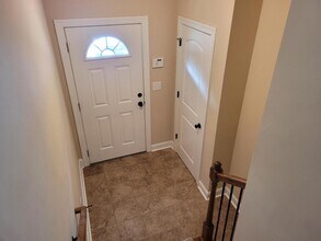 1913 Covengton Way in Greenville, NC - Building Photo - Building Photo