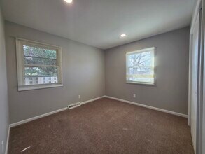 407 Warner St in Hampshire, IL - Building Photo - Building Photo