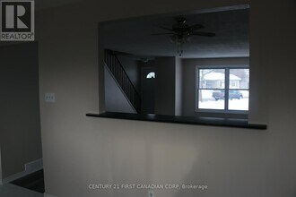 51 Sholto Dr in London, ON - Building Photo - Building Photo