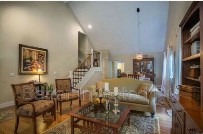 2476 Creek Meadow Dr in Santa Rosa, CA - Building Photo - Building Photo