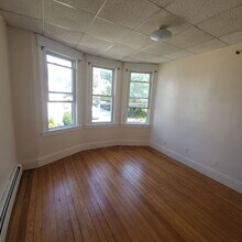 42 Parsons St in Yonkers, NY - Building Photo - Building Photo