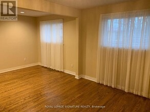 3317 Carillion Ave in Mississauga, ON - Building Photo - Building Photo