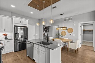 2401 Euclid Ave in Charlotte, NC - Building Photo - Building Photo