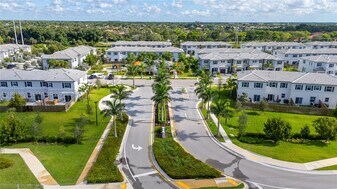 12022 NW 46th St in Coral Springs, FL - Building Photo