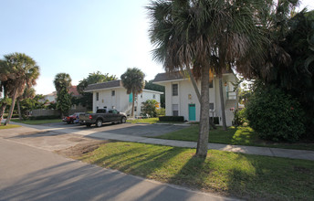 320 Canal Rd in Sarasota, FL - Building Photo - Building Photo