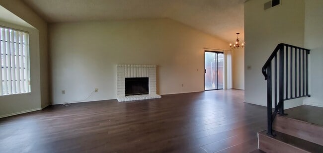 713 N Corvette Dr, Unit 1 in Ontario, CA - Foto de edificio - Building Photo