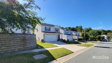 7516 Mockernut Dr in Charlotte, NC - Building Photo - Building Photo