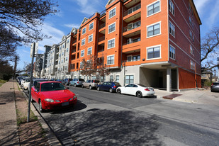 The Block on 25th - East Apartments