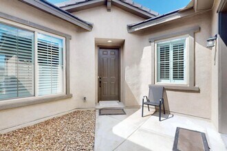 1723 Mount Hood Trl NW in Albuquerque, NM - Building Photo - Building Photo