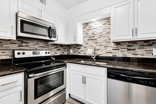 Las Palmas in Altamonte Springs, FL - Building Photo