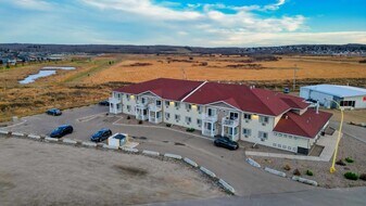 5623 54 St in Cold Lake, AB - Building Photo