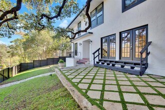 1115 Enfield Rd, Unit B in Austin, TX - Building Photo - Building Photo