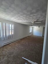 15 Bowman St, Unit #1 in Malden, MA - Building Photo - Building Photo