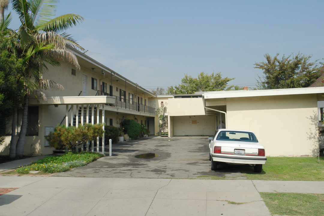 The Seasons in Los Angeles, CA - Building Photo