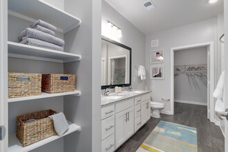 Story Sanford in Sanford, FL - Building Photo - Interior Photo
