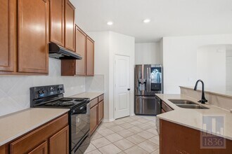 408 Lynwood Gold Wy in Pflugerville, TX - Building Photo - Building Photo