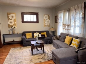 1616 Walnut Ave in Niagara Falls, NY - Building Photo - Building Photo