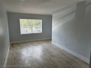 241 S Commerce Ave in Sebring, FL - Building Photo - Building Photo