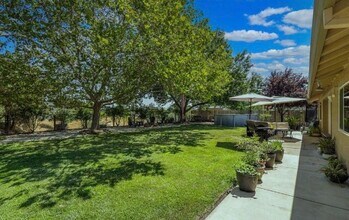 4469 Rose Terrace Dr in Redding, CA - Building Photo - Building Photo