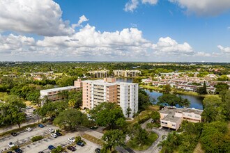 The Lakes of Inverrary Condominium in Lauderhill, FL - Building Photo - Building Photo