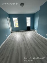 155 Waverly St in Yonkers, NY - Building Photo - Building Photo