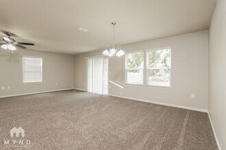 2336 Oak Stream Dr in Green Cove Springs, FL - Building Photo - Building Photo