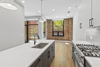 The West End Club in Chicago, IL - Foto de edificio - Building Photo