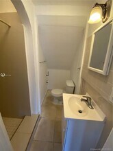 1311 15th Terrace-Unit -1 in Miami Beach, FL - Building Photo - Building Photo