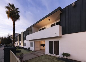 Orion Apartments in North Hills, CA - Foto de edificio - Primary Photo