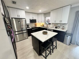 14849 SW 114th Ct in Miami, FL - Building Photo