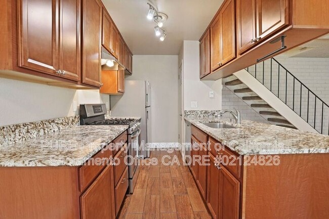 property at 2818 Bidwell St