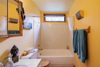 3140 SW Carson St, Unit 3140 in Portland, OR - Building Photo - Building Photo