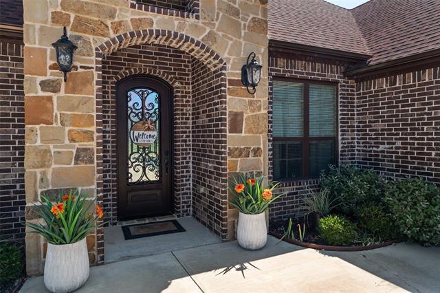 6333 Weatherby Rd in Granbury, TX - Building Photo - Building Photo