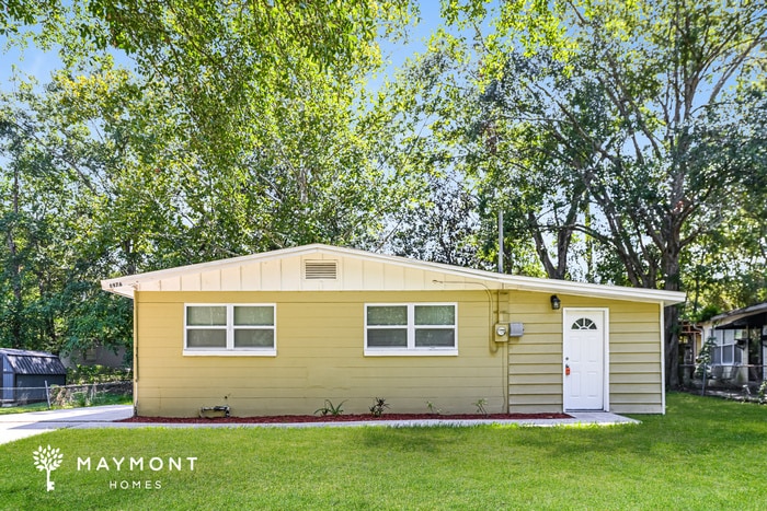 6976 Jack Horner Ln in Jacksonville, FL - Foto de edificio